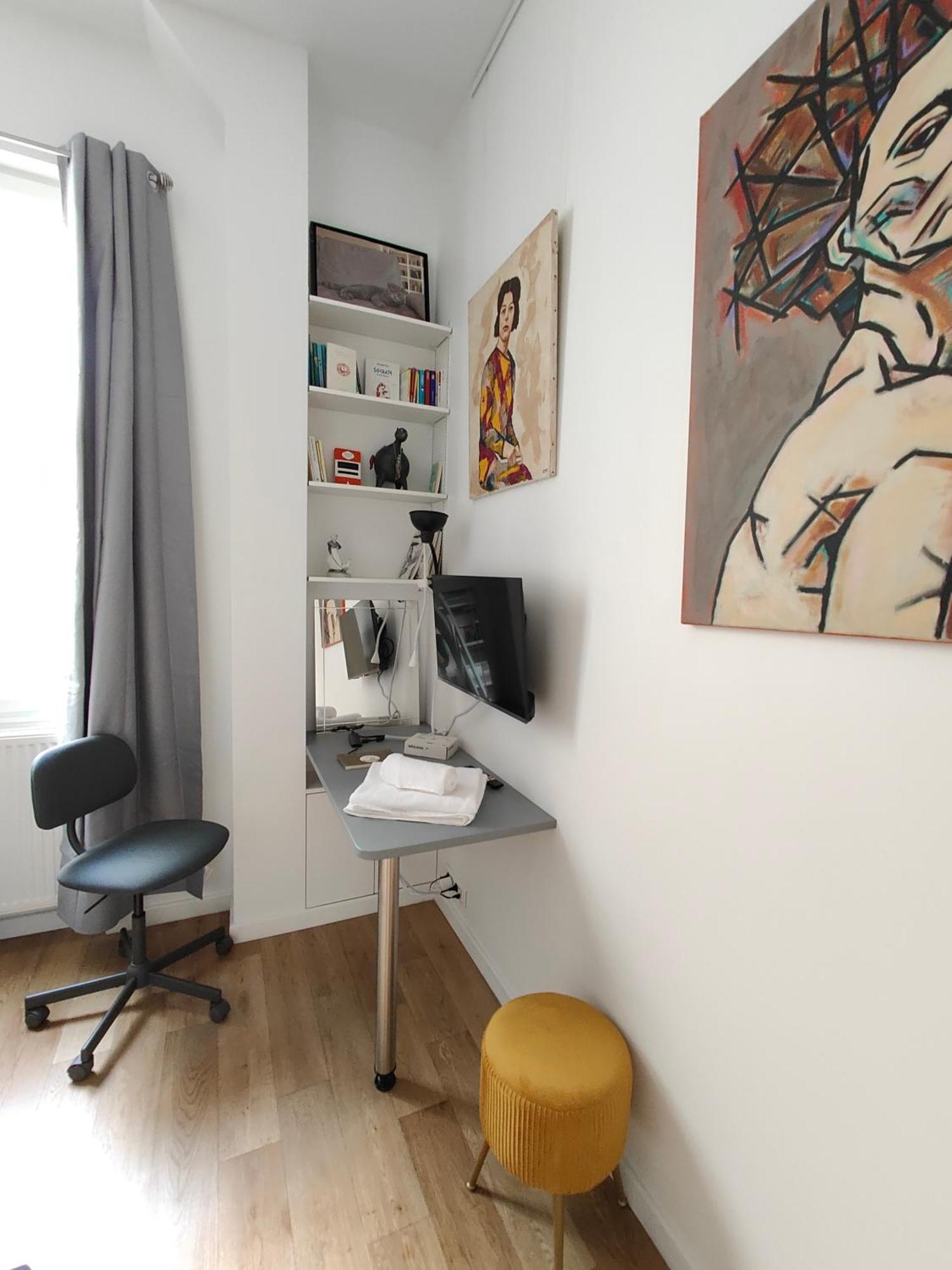 Loft, Atelier Artiste Montmartre Apartment Paris Exterior photo